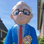 Opblaaspop Abraham met rollator huren