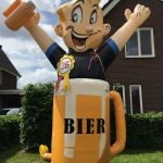 Opblaasoudjes huren Abraham in bierpul